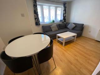 2 Bedroom House For Corporate Stays in Kettering - Kettering - 5