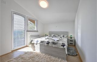 Beautiful Home In Leskovec Toplicki - - 4
