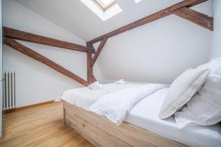 Elegant Main Street Apartment - Košice - 2
