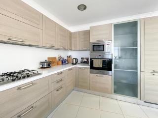 Sliema Apt - Leisure & Live - 5