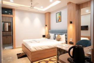 The Grand Royal Hotel - 5