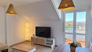Casa Maui: Apartamento para 6 con piscina - San Mamés de Meruelo - 9