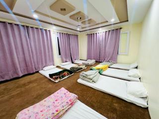 Zim Zim &Salaar Gust House - 2