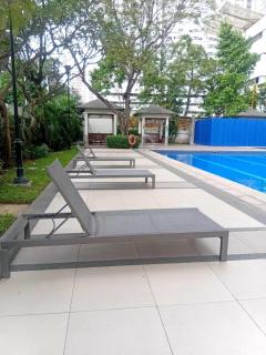 Condo in Pasay 12th flr studio unit-near MOA, PICC - Manila - 3