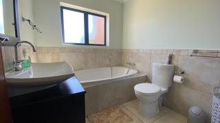 Footprints - Villa in La Riviere - 1