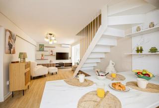 Coastal Charm by Neuvel - 2