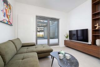 Bright Studio in Katowice with Parking, Sauna & Gym by Noclegi Renters - Kattowitz - 1