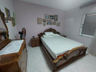 Apparently - Sarandë - 5