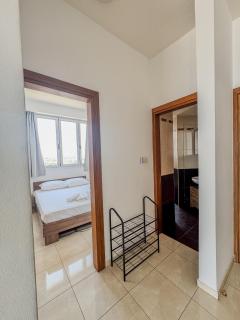 Sea View City Beach Apartment - Larnaca - 4