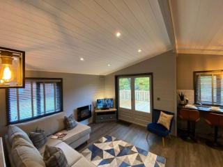 L16 - Pet Friendly Penrhyn Spa - Bethesda - 5