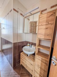 Sea View City Beach Apartment - Larnaca - 3