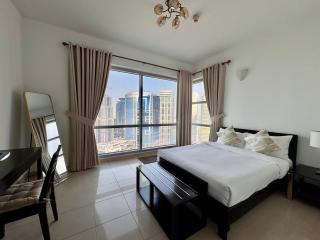 2 Bed Apartment in La Riviera Tower, Dubai Marina near Metro and Mall, 12-min walk to JBR Beach! - 8
