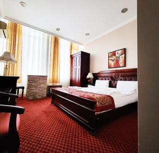 Hotel Royal - 2