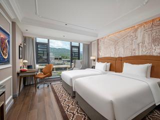 Vienna International Hotel - 7