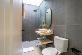 Frelin Villas - 1 BR, 2 BR Luxury Villa Complex - Kerobokan - 4