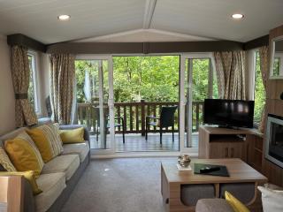 V19 - Ffrancon 2 bed riverside caravan - Bethesda - 6