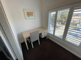 Bondi Family Escape with parking,moments to beach! - 4