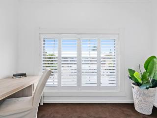 Bondi Family Escape with parking,moments to beach! - 1