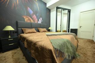Luxury City Center Home - 8