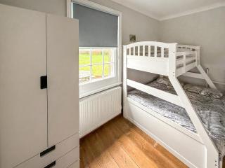 Chapel Bay Cottage - Angle - 3