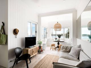 THE BONDI ~ A Beachfront Delight - 5