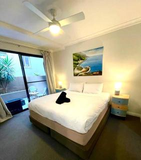Serenity Beach Rd~Secured Parking~ 2 min. to beach - 7