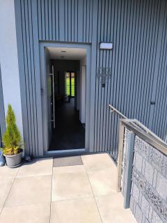 Stadt und See Nahes Appartment - 9