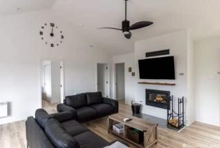 Spa & Pool table - Chalet D-tente - 5