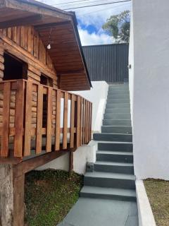 Casa Cerejeiras - 1