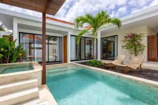 NEW Chic 3BR Villa - Bathtub & Jacuzzi Retreat - 9