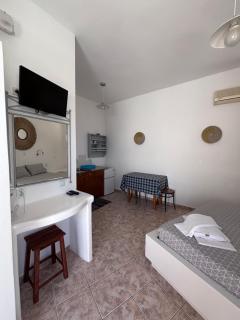 The Anafians Studios - Anafi - 6