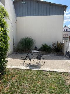 Home in Oiry - - 9