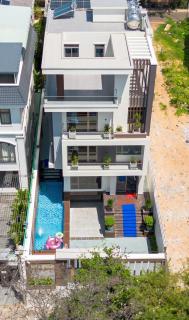 Trump Villa - 2