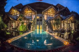 Avalon Ubud Castle & SPA - Ubud - 0