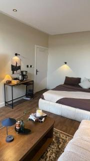 LP122 Livedin 1BR Elegant Apartment in Hittin - 3