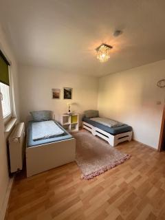 Monteurwohnung bei Bayreuth, mit Parkplatz- ideal für Monteure - 1