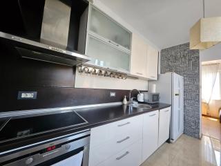 Simply The Best - Vitosha blvd - 2