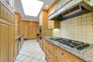 18 Mi to Boston - Stylish Unit in Upscale Enclave! - 2