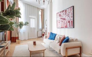 Chic Modern Flat w Balcony 5 min to Taksim - Istanbul - 6