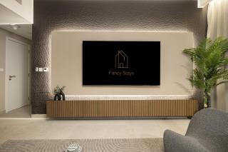 Luxury apartment with Iconic Landmark View - 9