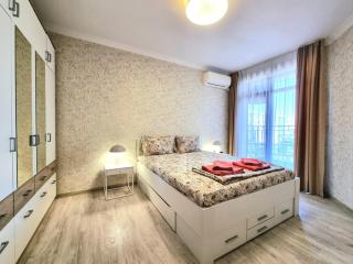 Sunrise Dreams Apartment with free Parking - 9