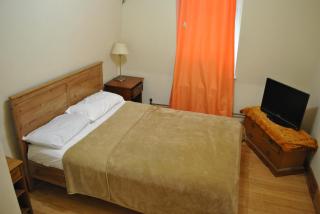 MOTEL House - Newark - 8