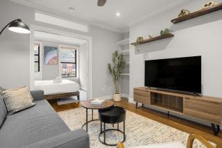 Stylish Stay in Trendy East Village - New York - 9