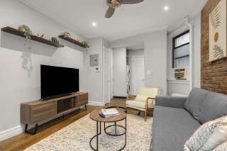 Stylish Stay in Trendy East Village - New York - 8