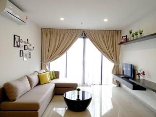 Dream Homes at i-City - WiFi TV Box and 1 Carpark - 0
