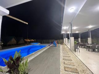 Serene Farmhouse Retreat in Alfonso, Cavite - Perfect for Family Getaways - Alfonso - 2