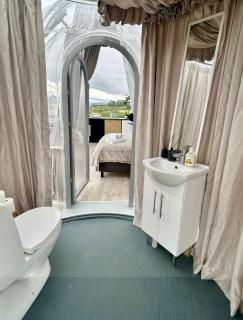 Glass domes at Arctic Ocean Lodge - 3