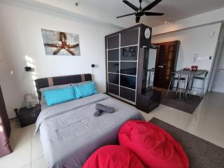 Elite Homes at i-City - WiFi TV Box and 1 Carpark - Shah Alam - 9