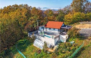Beautiful Home In Leskovec Toplicki - - 9