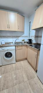 Apartment with two bedrooms, and spacious balcony - Torrevieja - 3